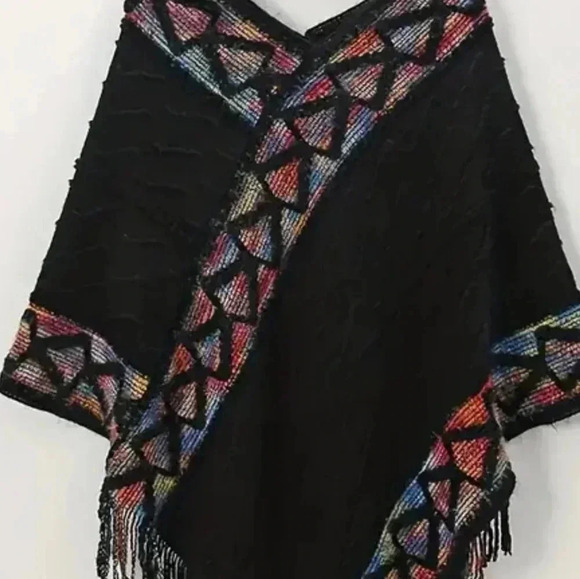 New Boho Knit Poncho Fringe Cottagecore Wrap Embroidered Cover-Up Shaw Scarf - Picture 3 of 3